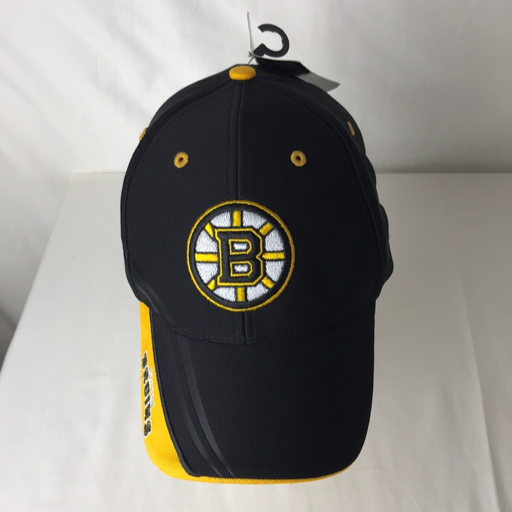Boston Bruins hockey cap NWT